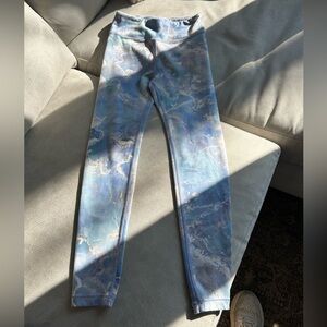 Athleta Blue and Cream Patterned Leggings